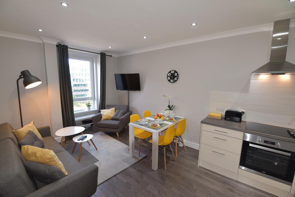 Meadowbank House Luxury Apartment เอดินบะระ ภายนอก รูปภาพ